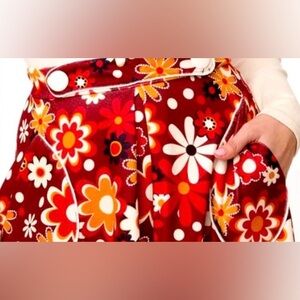 1960s Style Smak Parlour High Waist Pleated Red and Yellow Floral Skirt Size 1X